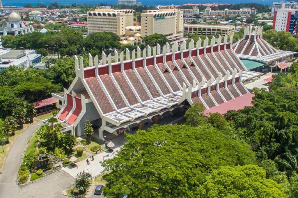 Goldenhill Hotel Kota Kinabalu Ngoại thất bức ảnh