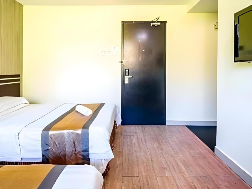 Goldenhill Hotel Kota Kinabalu Ngoại thất bức ảnh