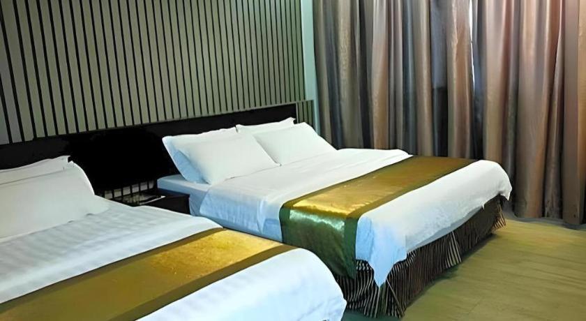Goldenhill Hotel Kota Kinabalu Ngoại thất bức ảnh