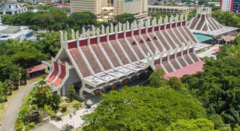 Goldenhill Hotel Kota Kinabalu Ngoại thất bức ảnh